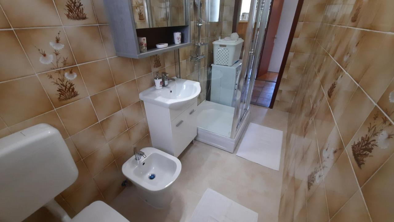 Apartma Bajc Secovlje Exterior photo